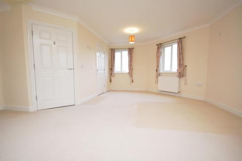 4 bedroom end of terrace house to rent, Wiltshire Crescent, The Wiltshire Leisure Village, SN4