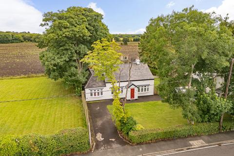 4 bedroom detached bungalow for sale, Chapel Lane, Widnes WA8