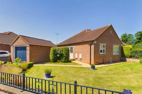 2 bedroom semi-detached bungalow for sale, Meadow Road, Driffield YO25