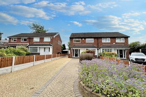 22 Gee Lane, Eccles, Manchester, M30 8NH