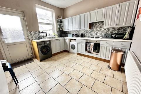 2 bedroom terraced house for sale, Hapton Street, Thornton FY5