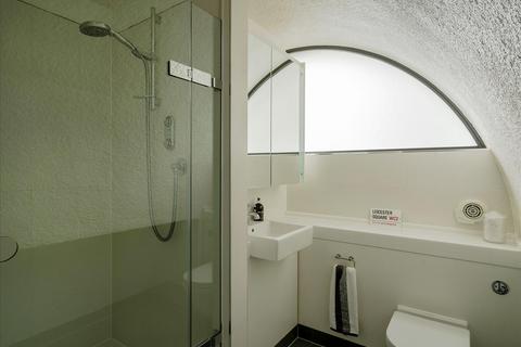 911 Frobisher Crescent, London, EC2Y 8HD
