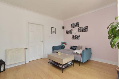 212 Ashkirk Drive, Glasgow, G52 1HN