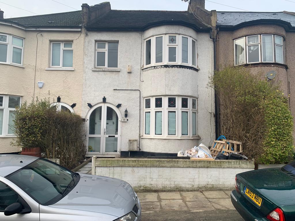 Como Road, London SE23 3 bed terraced house to rent £2,550 pcm (£588 pw)