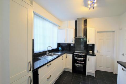 3 bedroom semi-detached house to rent, Tithebarn Road, Knowsley L34