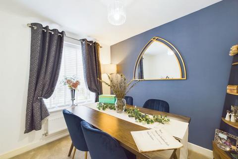 43 High Grove Park, Burscough, Ormskirk, L40 7AB