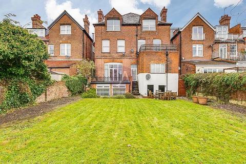 Studio to rent, Fawley Road, West Hampstead, London, NW6