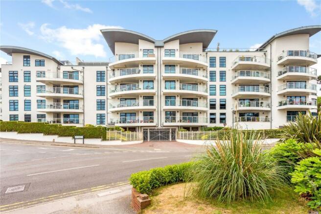 Boscombe Spa Road, Boscombe BH5 2 bed apartment - £1,750 pcm (£404 pw)