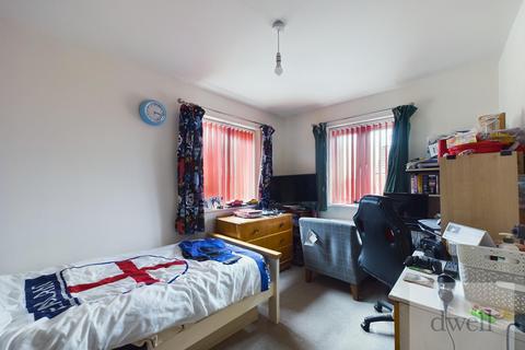 33 Blencarn Crescent, Seacroft, Leeds, LS14 6WT