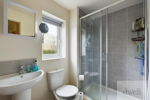 33 Blencarn Crescent, Seacroft, Leeds, LS14 6WT