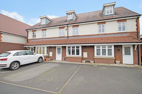 3 bedroom townhouse to rent, Camberwell Drive, Warrington, WA4