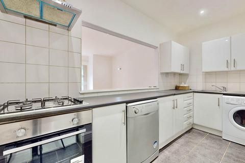 2 bedroom flat for sale, Pemberton Gardens, London N19