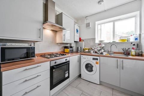 1 bedroom flat to rent, Elwyn Gardens, Lee, London, SE12