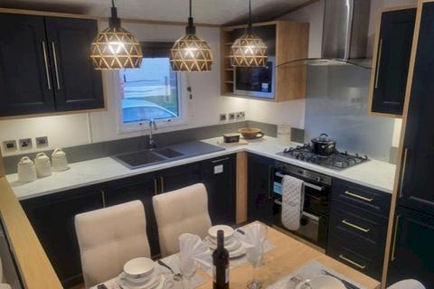 2 bedroom lodge for sale, Suffolk Sands Holiday Park, , Carr Road IP11