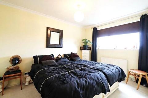 3 bedroom maisonette for sale, Horncastle Road, Lee