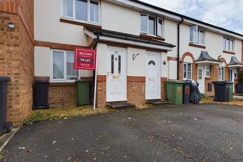 2 bedroom terraced house to rent, Chequers Close, Hereford HR4