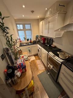 3 bedroom flat for sale, Old Brompton Road, London SW5