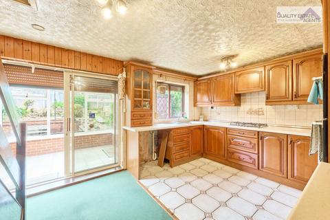 3 bedroom bungalow for sale, Stoke-on-Trent ST4