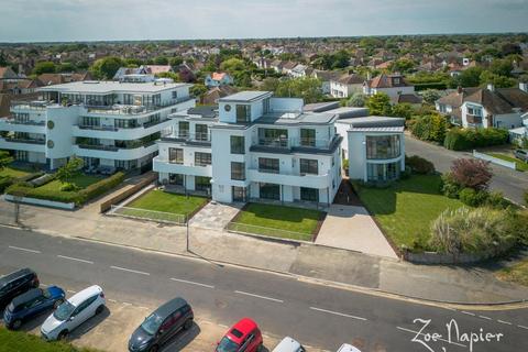 2 bedroom apartment for sale, Frinton on Sea