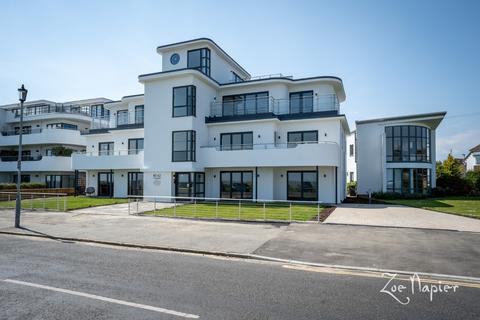 2 bedroom apartment for sale, Frinton on Sea