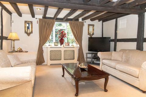 3 bedroom detached house for sale, Turnpike Cottage, North Street, Ropley, Alresford