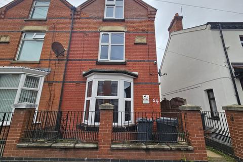 1 bedroom in a house share to rent, 64 Gwendolen Road, Leicester LE5