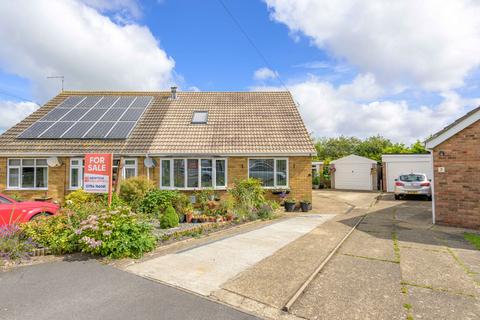 4 bedroom semi-detached house for sale, Burdett Close, Skegness PE25