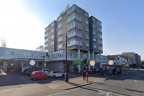 Parking to rent, Hampton Road West, Feltham TW13