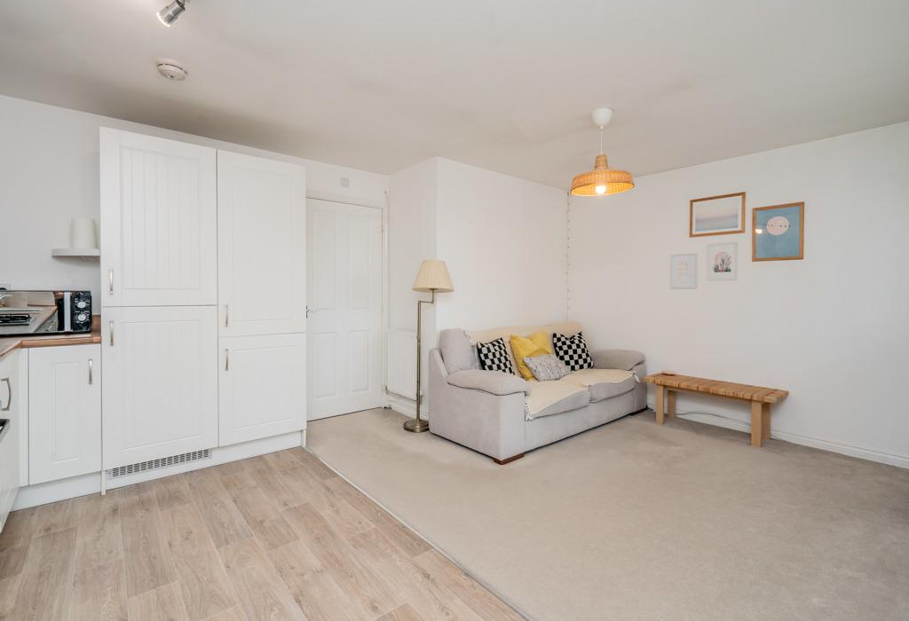 Open Plan Living/Dining/Kitchen Area