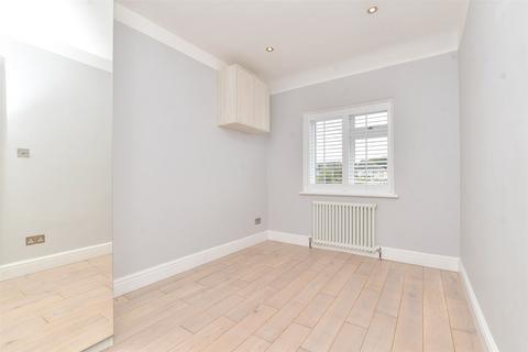 487 Gander Green Lane, Sutton, SM3 9RA