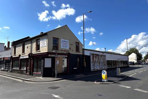 Retail property (high street) to rent, 52-54 Oxford Street, Kidderminster, DY10 1AR