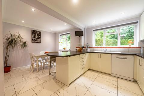 7 Ackrells Mead, Sandhurst, GU47 8JJ