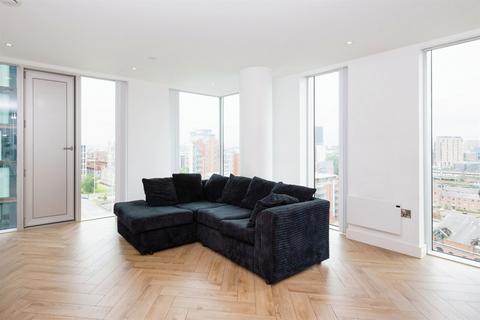 2 bedroom flat to rent, Victoria Residence, Silvercroft Street, M15