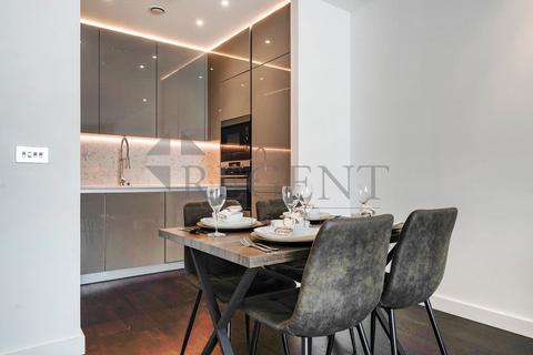 2 bedroom apartment to rent, Haines House, Charles Clowes Walk, SW11