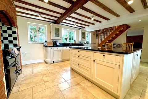 6 bedroom detached house for sale, Fenn Hall, Old Post Office Lane, Sutton