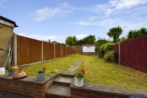 3 Swanbridge Road, Bexleyheath, DA7 5BP