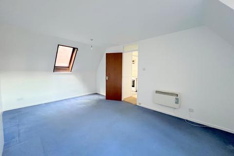 2 bedroom flat for sale, Kendall Road, Colchester CO1