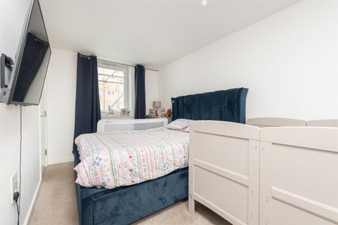 124 Lowfield Street, Dartford, DA1 1JB