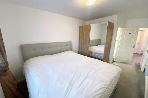 2 bedroom apartment for sale, Hedgerows House, Morden, Surrey