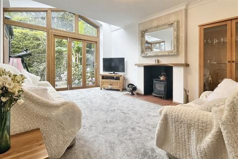 1 Arcadia Close, Southampton, SO16 5JZ