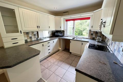 4 bedroom semi-detached house for sale, Kineton Green Road, Solihull