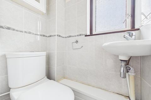 87 Bazeley Road, Matson, Gloucester, GL4 6JE