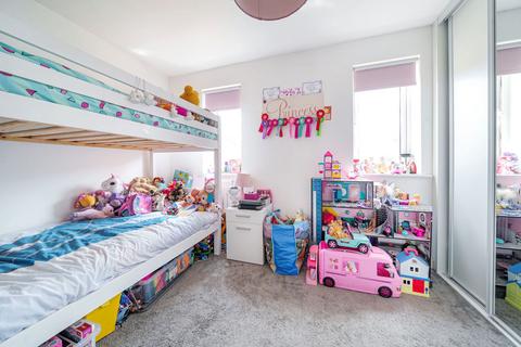 13 St. Cross Road, Basingstoke, RG24 9AP