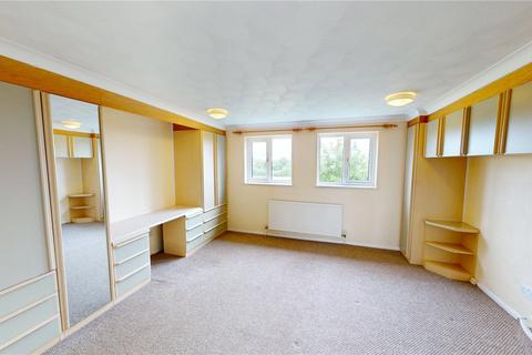 18 Finches Close, Corringham, Stanford-le-hope, SS17 9BX