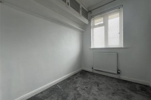 64 Abinger Drive, Chatham, ME5 8UL