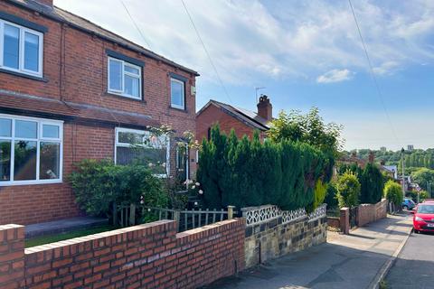 3 bedroom semi-detached house to rent, Woodside View, Burley, Leeds, LS4