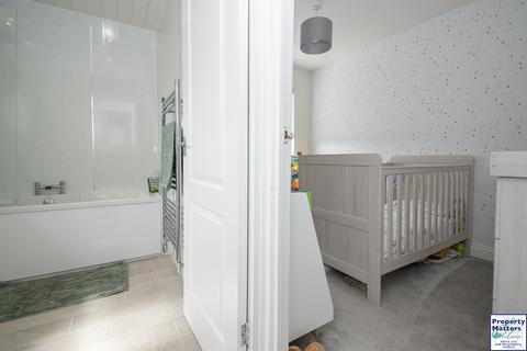 11 Cathkin Place, Kilwinning, KA13 6TP
