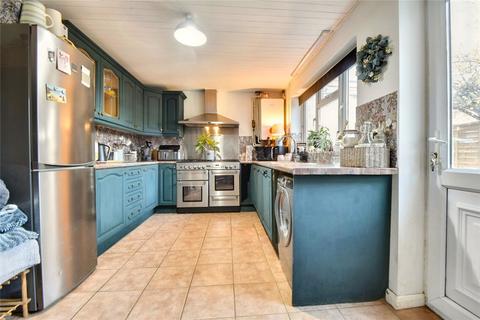 4 bedroom semi-detached house for sale, Upper Park Street, Worcestershire WR5