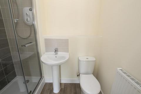 2 bedroom apartment to rent, Bushy Road, Bristol BS34