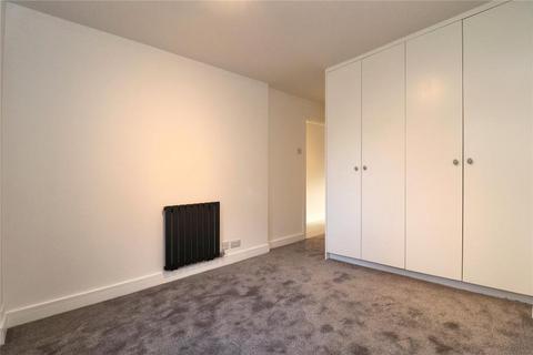 1 bedroom flat to rent, Tolvaddon Close, Woking GU21
